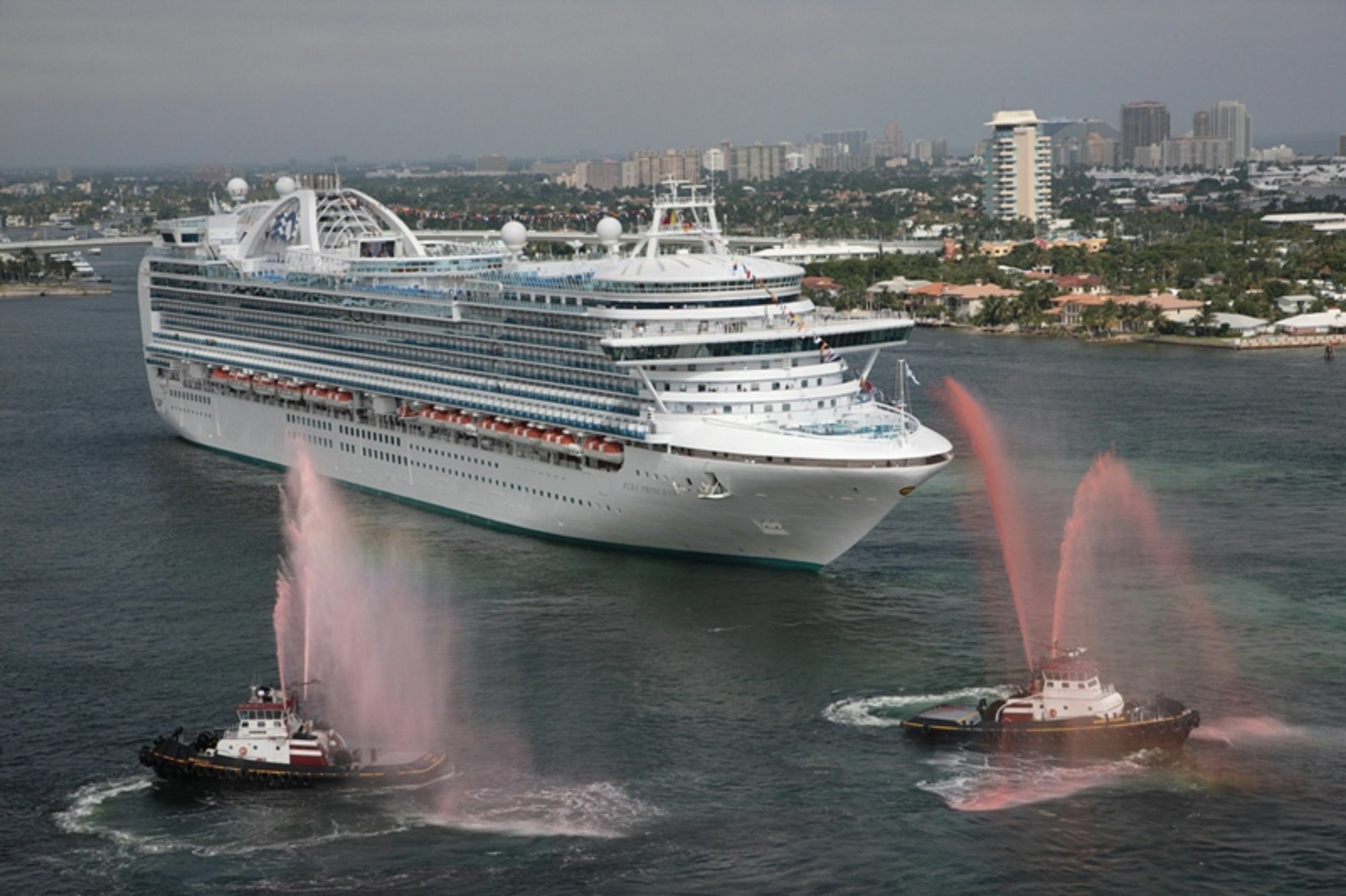 Holiday Inn Express Ft Lauderdale Cruise-Airport By Ihg Φορτ Λόντερντεϊλ Εξωτερικό φωτογραφία