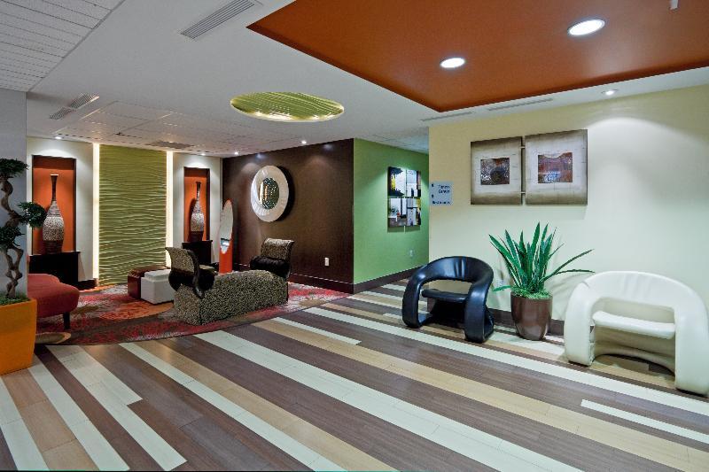 Holiday Inn Express Ft Lauderdale Cruise-Airport By Ihg Φορτ Λόντερντεϊλ Εξωτερικό φωτογραφία